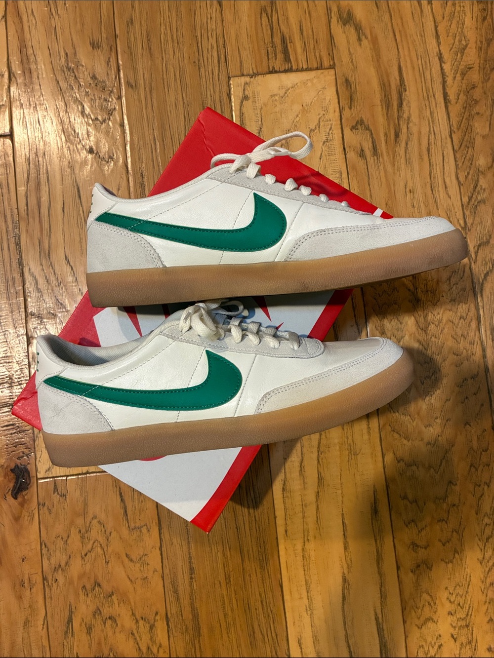 Nike Men’s Nike Killshot 2 Leather with Lucid Green Swoosh and Gum sole - sz 11